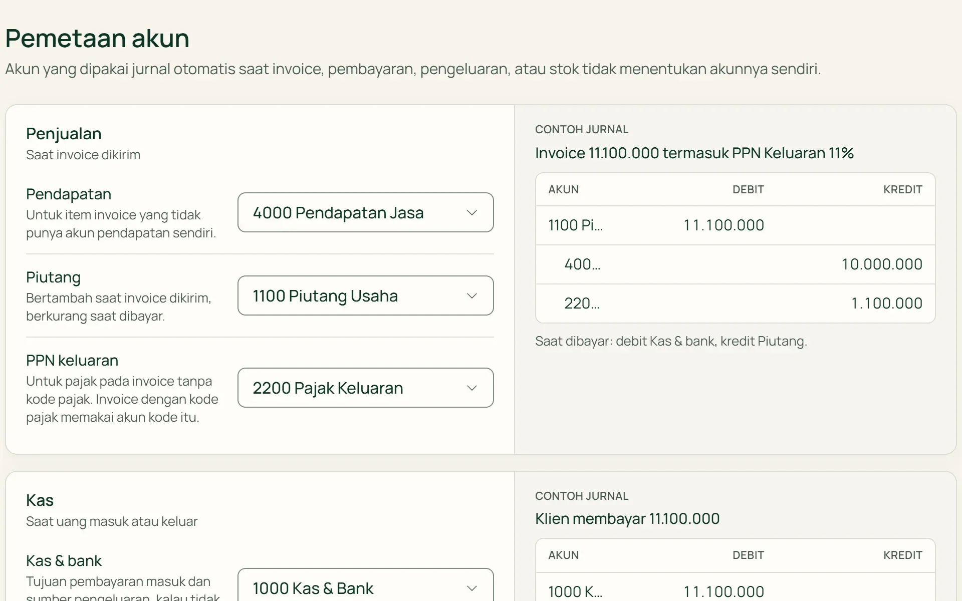 Pemetaan akun di Tumra: akun pendapatan, piutang, dan kas, dengan contoh jurnal invoice.