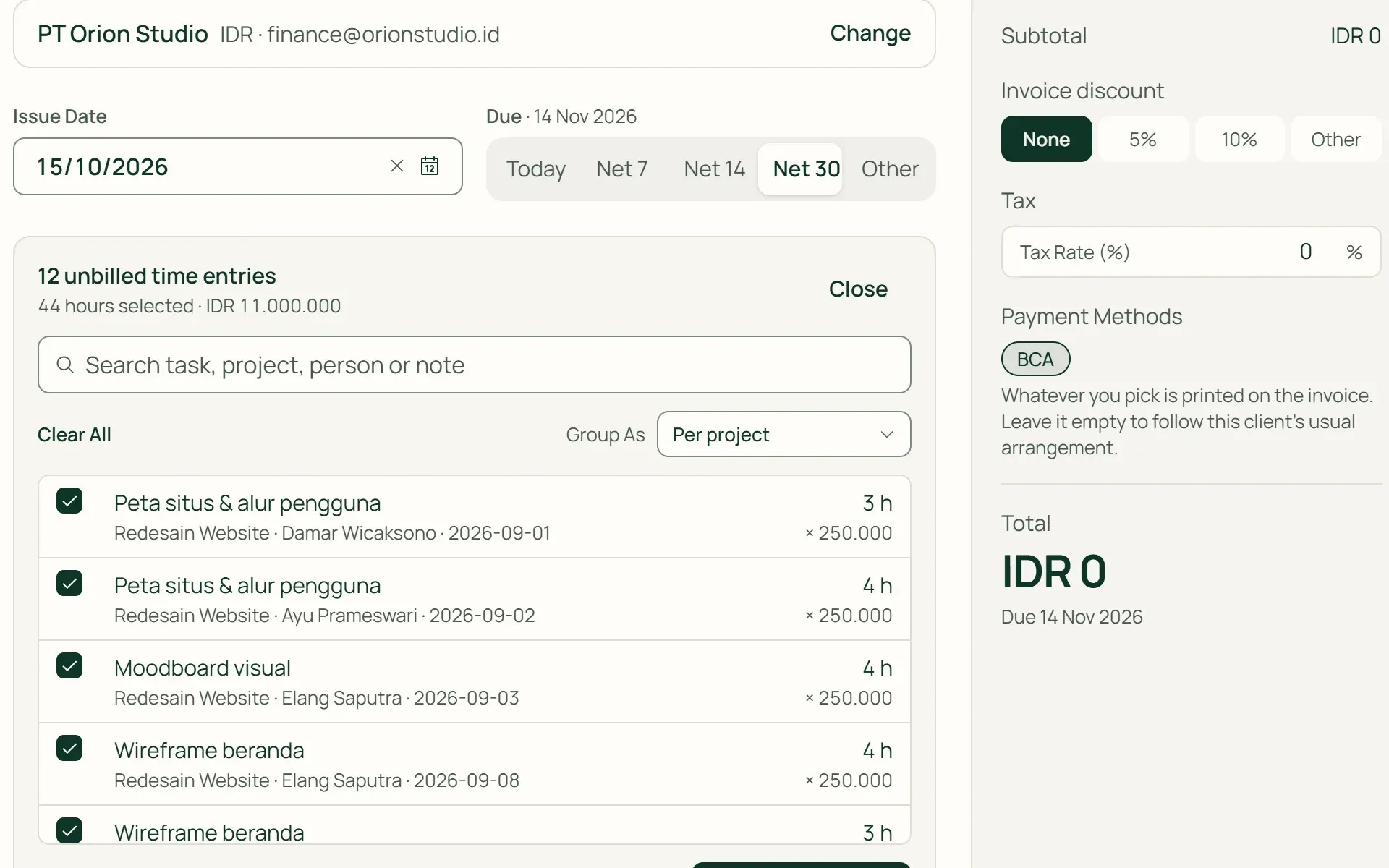 Choosing 44 unbilled hours to add to an invoice in Tumra.